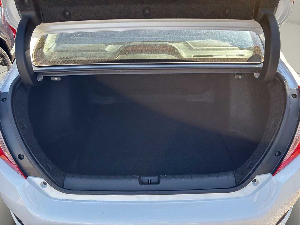 Honda Civic Lim. 4-trg. 1.6 i-DTEC Elegance Navigation