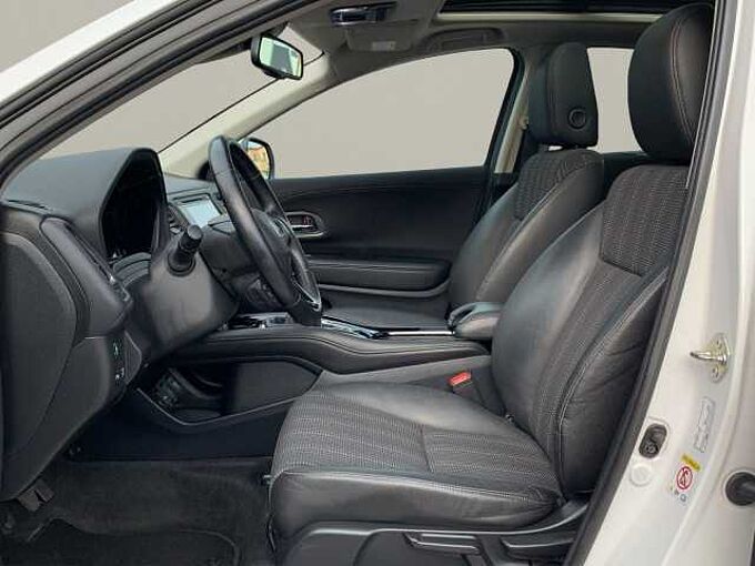 Honda HR-V 1.6DTEC Executive AHK NAVI KAMERA PANO M&S