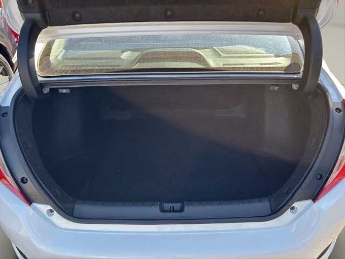 Honda Civic Lim. 4-trg. 1.6 i-DTEC Elegance Navigation