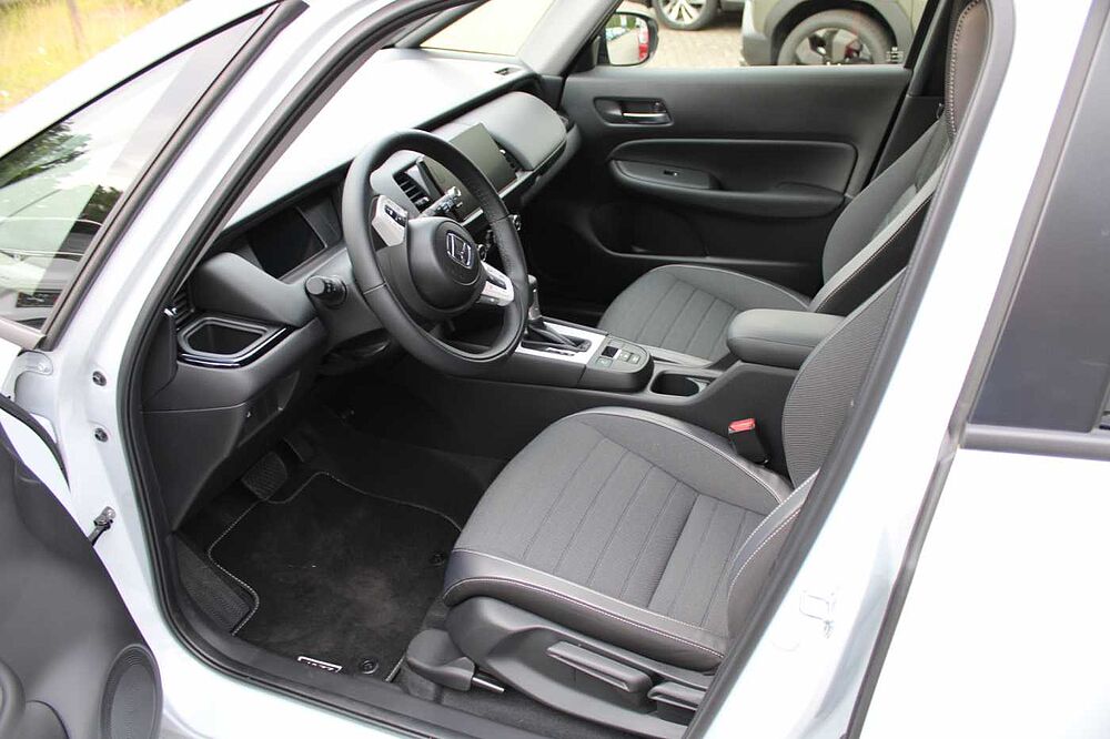 Honda Jazz Hybrid e: HEV 1.5 i-MMD Crosstar Advance