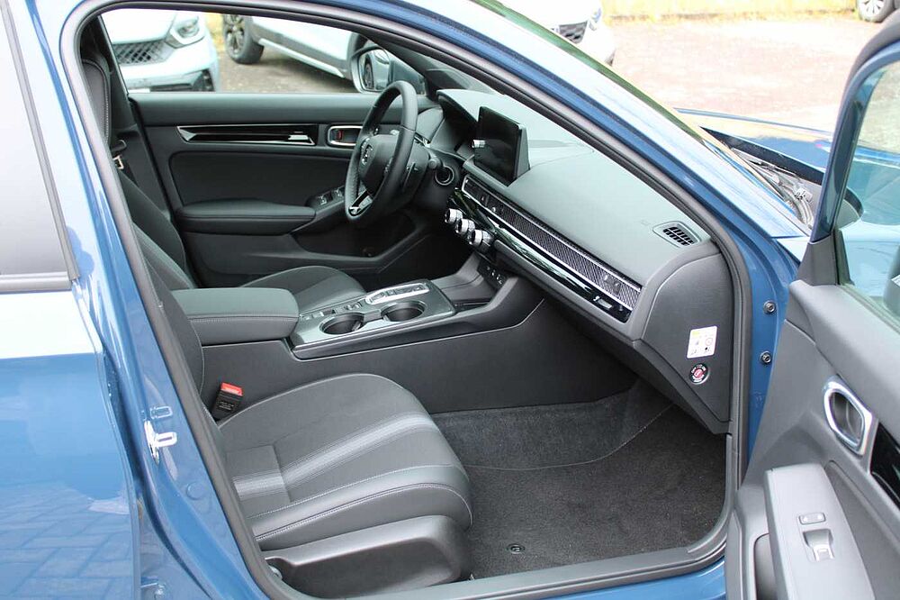 Honda Civic e: HEV 2.0 i-MMD Hybrid Sport