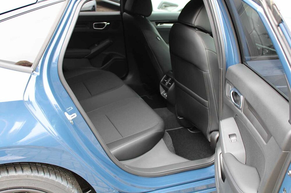 Honda Civic e: HEV 2.0 i-MMD Hybrid Sport