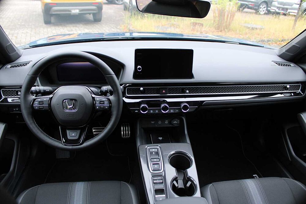 Honda Civic e: HEV 2.0 i-MMD Hybrid Sport