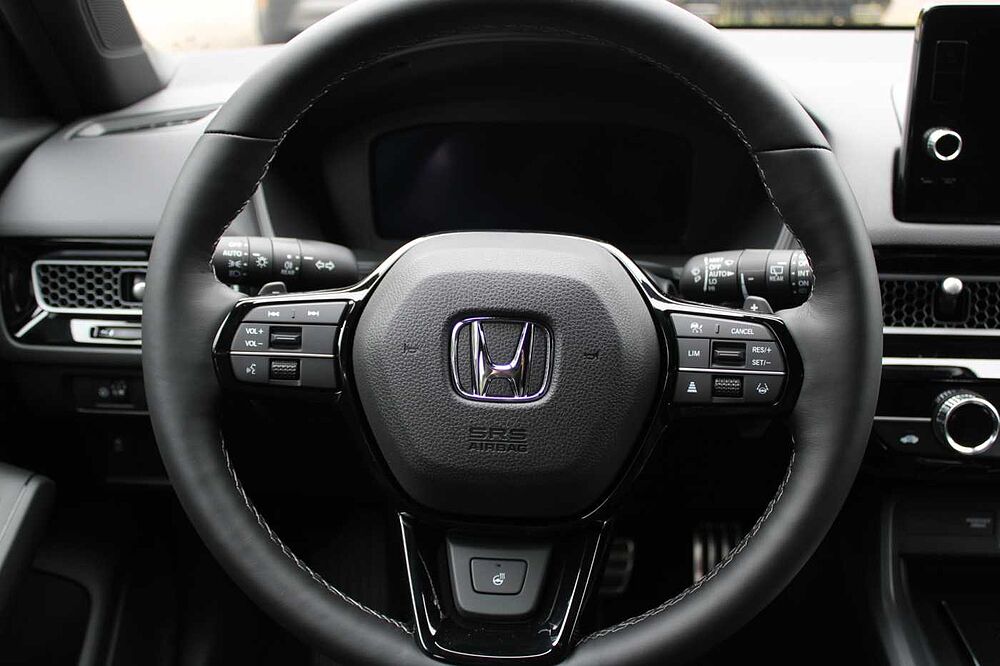 Honda Civic e: HEV 2.0 i-MMD Hybrid Sport