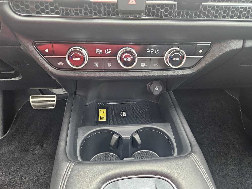 Honda ZR-V Hybrid e: HEV 2.0 i-MMD Advance m. Navi/Kamera/HUD