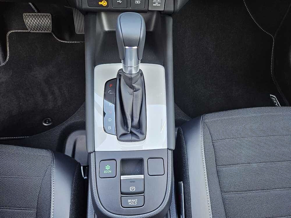 Honda Jazz Hybrid e: HEV 1.5 i-MMD Crosstar Advance