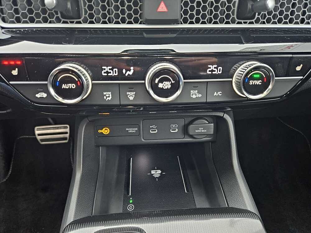 Honda Civic e: HEV 2.0 i-MMD Hybrid Advance 2026 m. Navi/Kamera