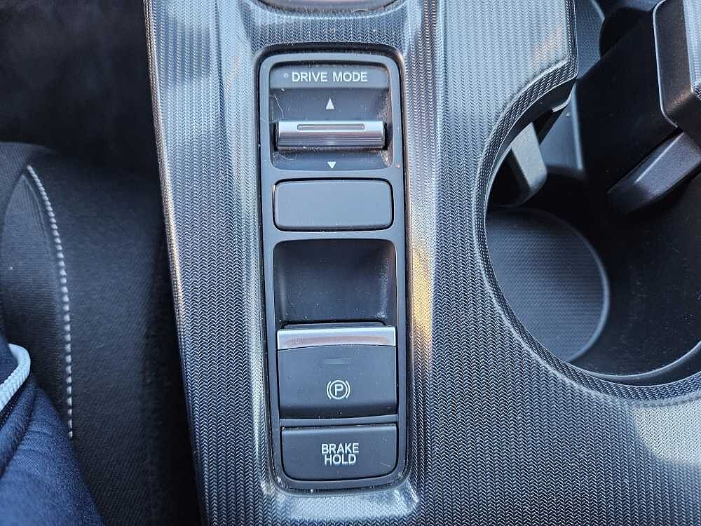 Honda Civic e: HEV 2.0 i-MMD Hybrid Elegance m. NAVI/Kamera