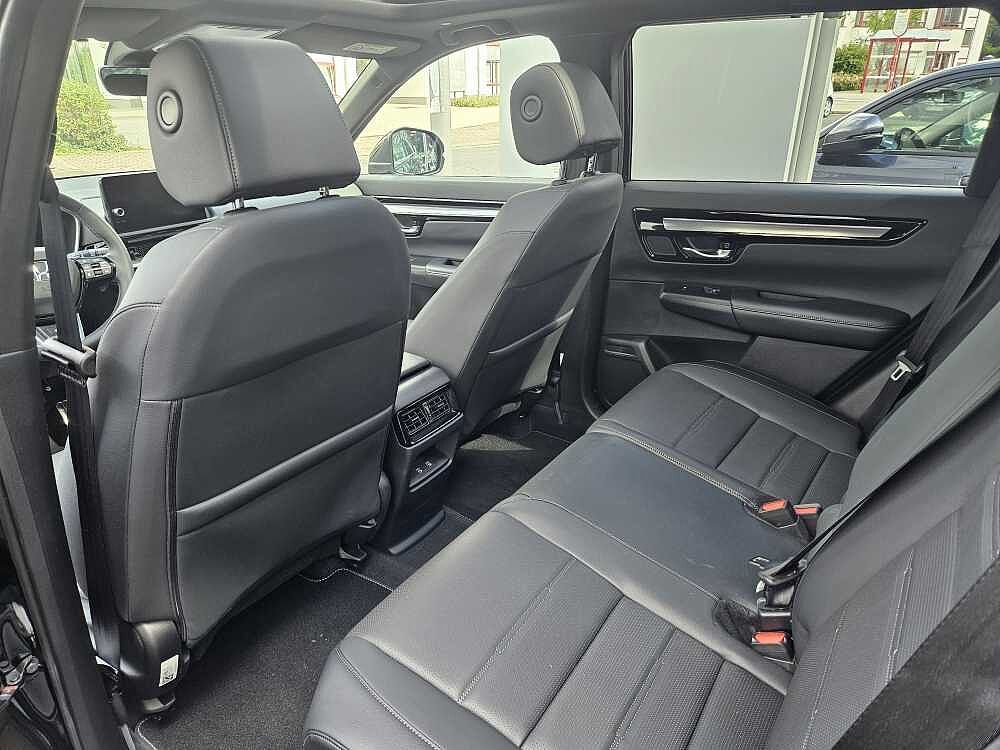 Honda CR-V e: PHEV Hybrid Advance Tech Plugin