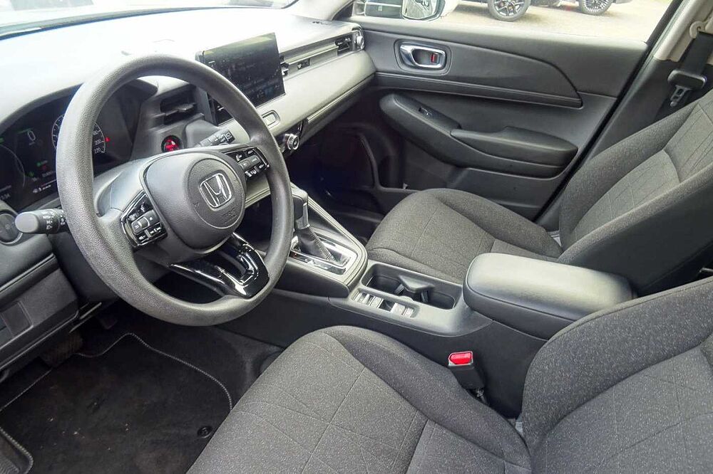 Honda HR-V e: HEV 1,5 Elegance Automatik, Winterräder
