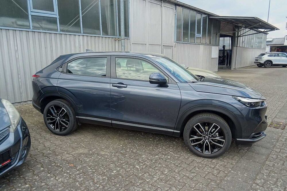 Honda HR-V e: HEV 1,5 Elegance Automatik, Winterräder