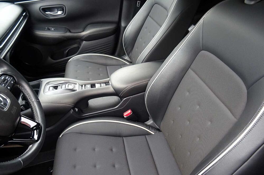 Honda ZR-V 2.0 e: HEV Sport Automatik