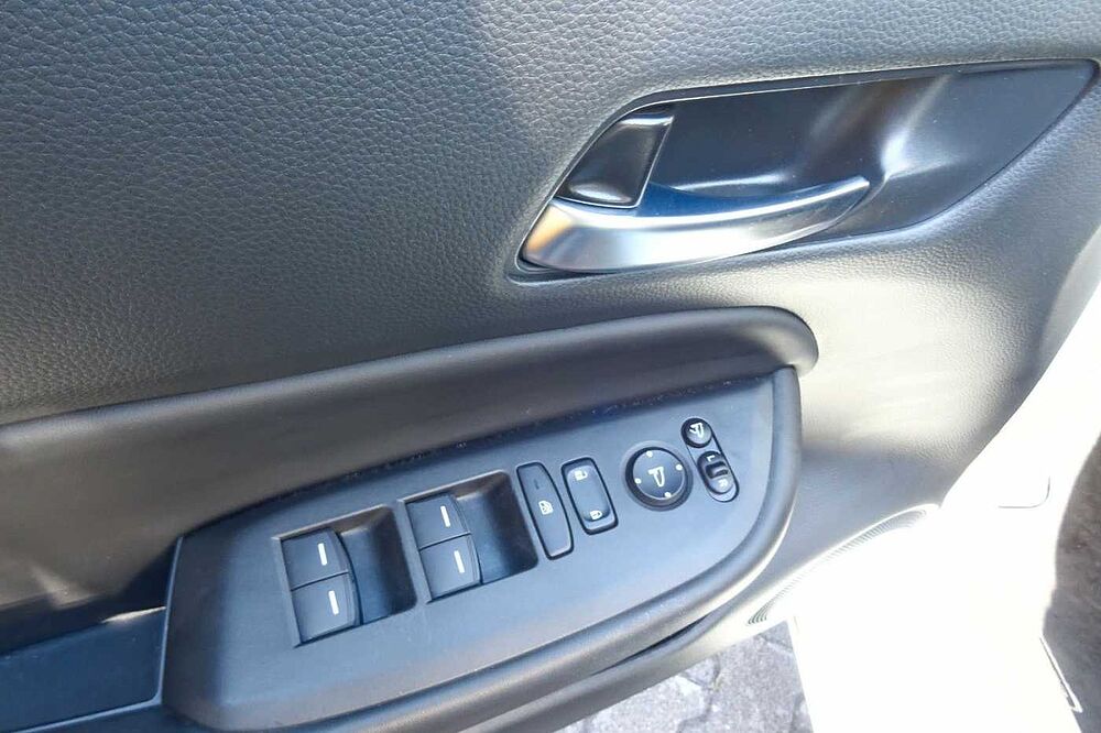 Honda Jazz 1.5 i-MMD Hybrid Crosstar Advance Automatik