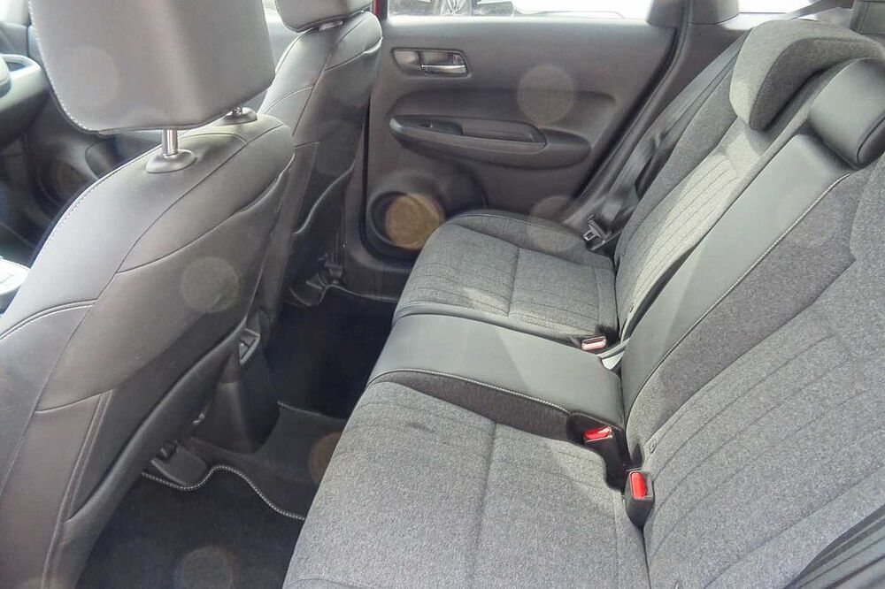 Honda Jazz e: HEV Advance