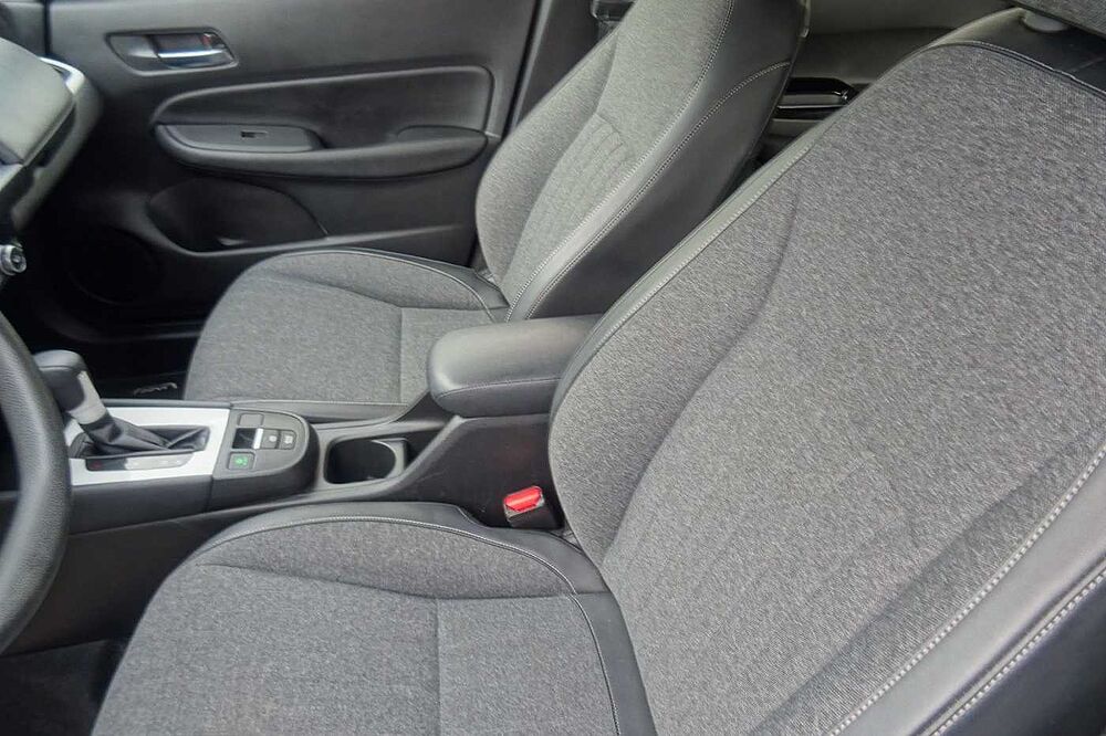 Honda Jazz e: HEV Hybrid Elegance
