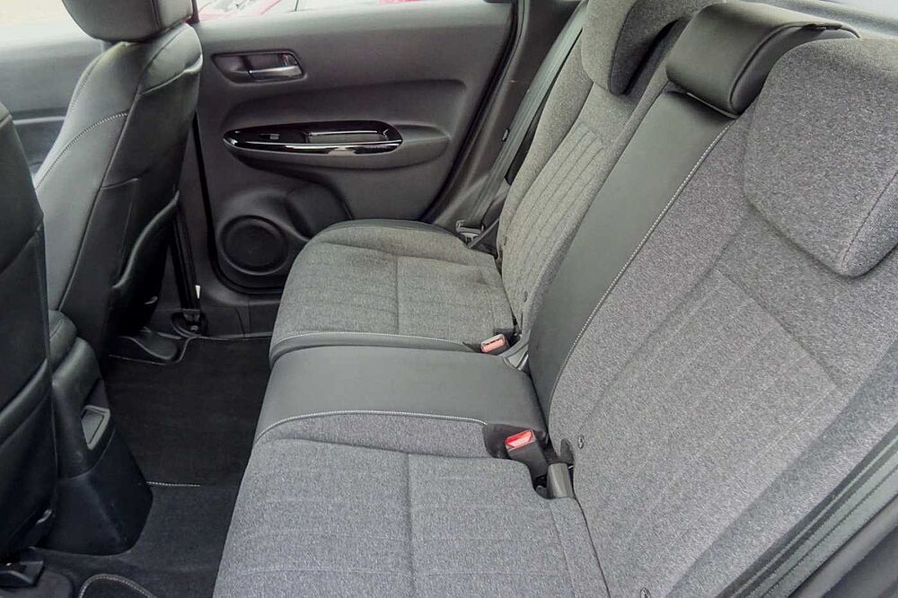 Honda Jazz e: HEV Hybrid Elegance