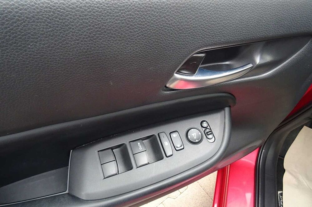 Honda Jazz e: HEV Hybrid Elegance