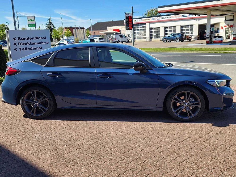 Honda Civic e: HEV 2.0 i-MMD Hybrid Sport