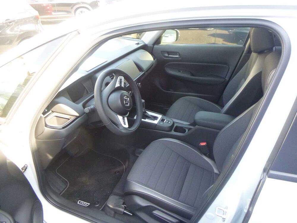 Honda Jazz Hybrid e: HEV 1.5 i-MMD Crosstar Advance