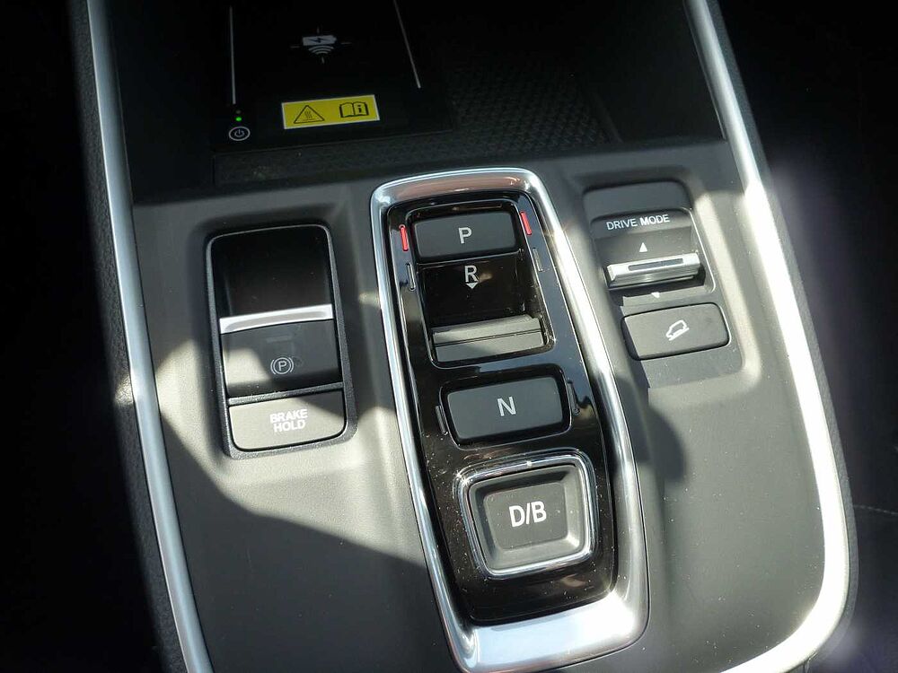 Honda CR-V Hybrid e: HEV 2.0 i-MMD 2WD Elegance