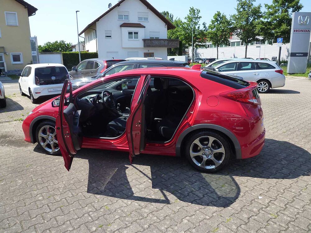 Honda Civic 1.8 i-VTEC Lifestyle + Sound