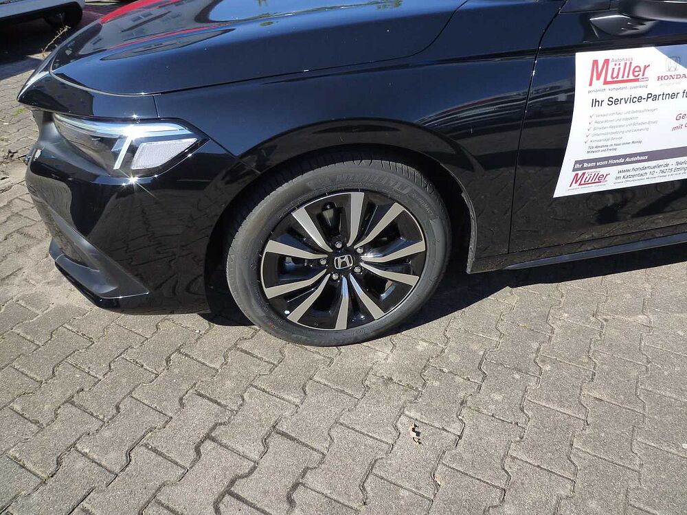 Honda Civic e: HEV 2.0 i-MMD Hybrid Elegance