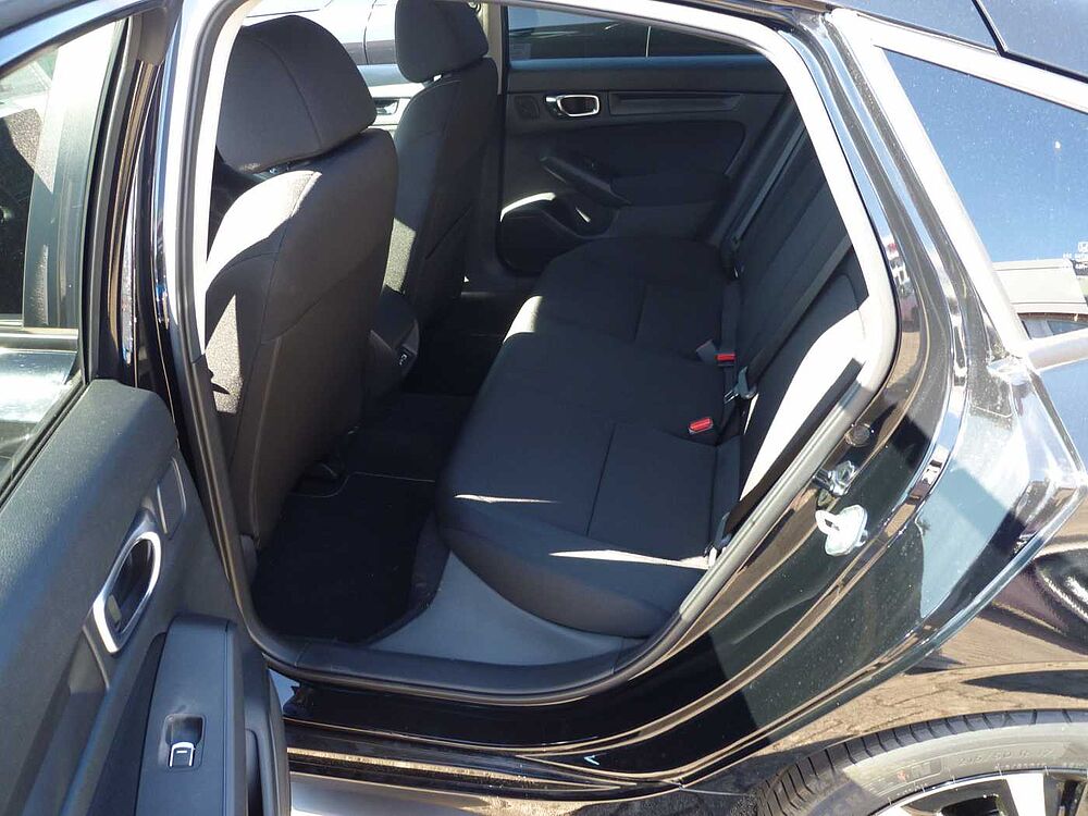 Honda Civic e: HEV 2.0 i-MMD Hybrid Elegance