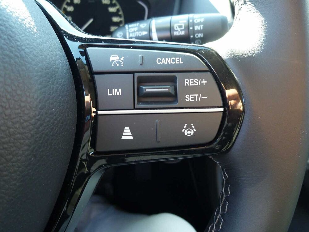 Honda Civic e: HEV 2.0 i-MMD Hybrid Elegance