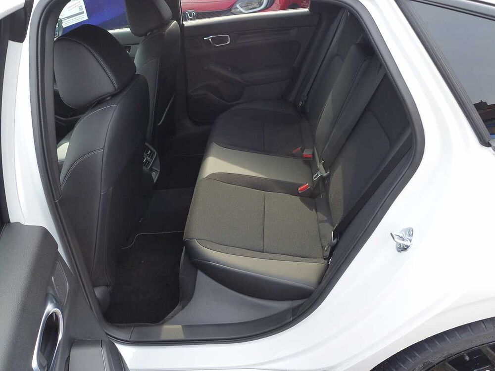Honda Civic e: HEV 2.0 i-MMD Hybrid Sport