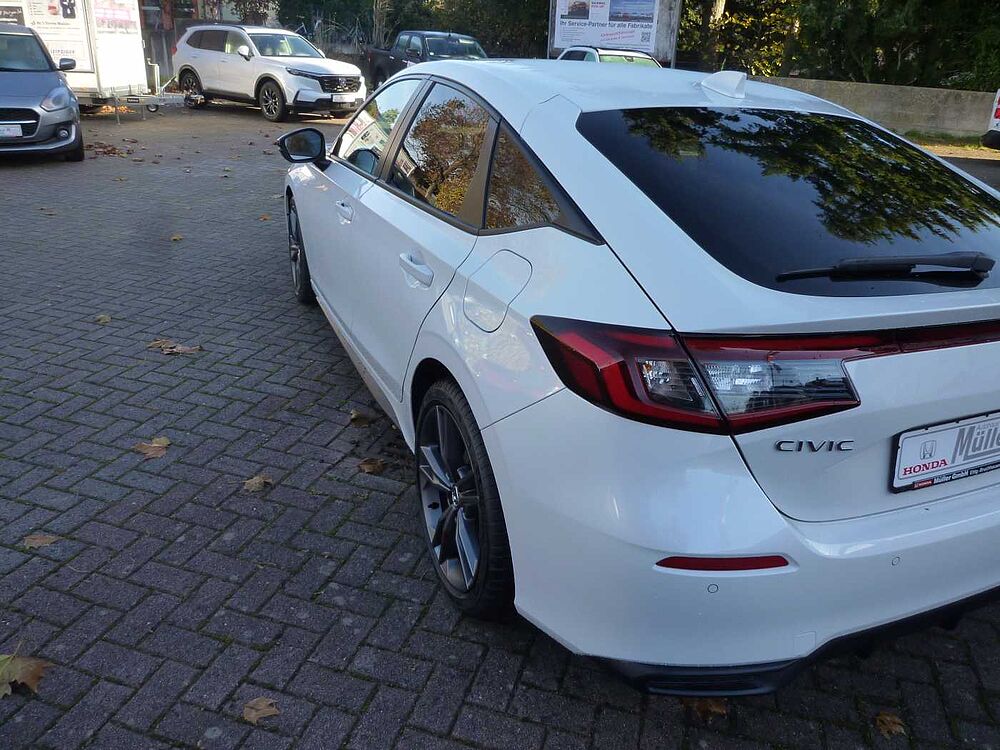 Honda Civic e: HEV 2.0 i-MMD Hybrid Sport