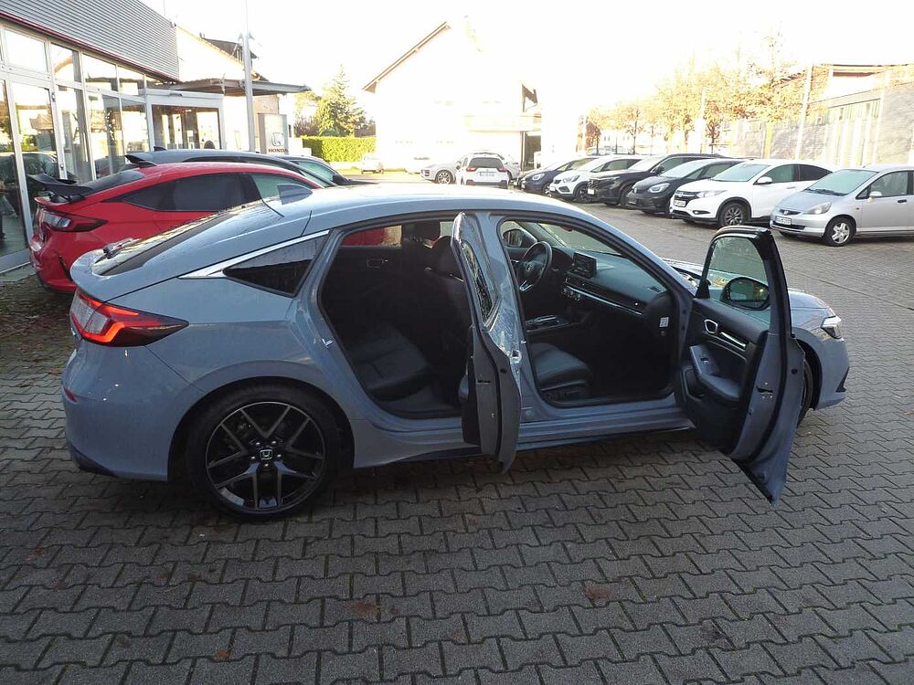 Honda Civic e: HEV 2.0 i-MMD Hybrid Advance