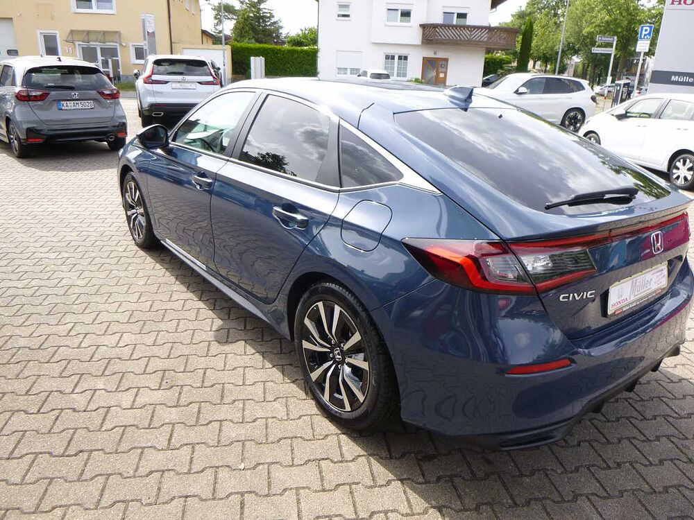 Honda Civic e: HEV 2.0 i-MMD Hybrid (2026) Elegance