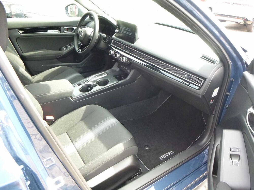 Honda Civic e: HEV 2.0 i-MMD Hybrid (2026) Elegance