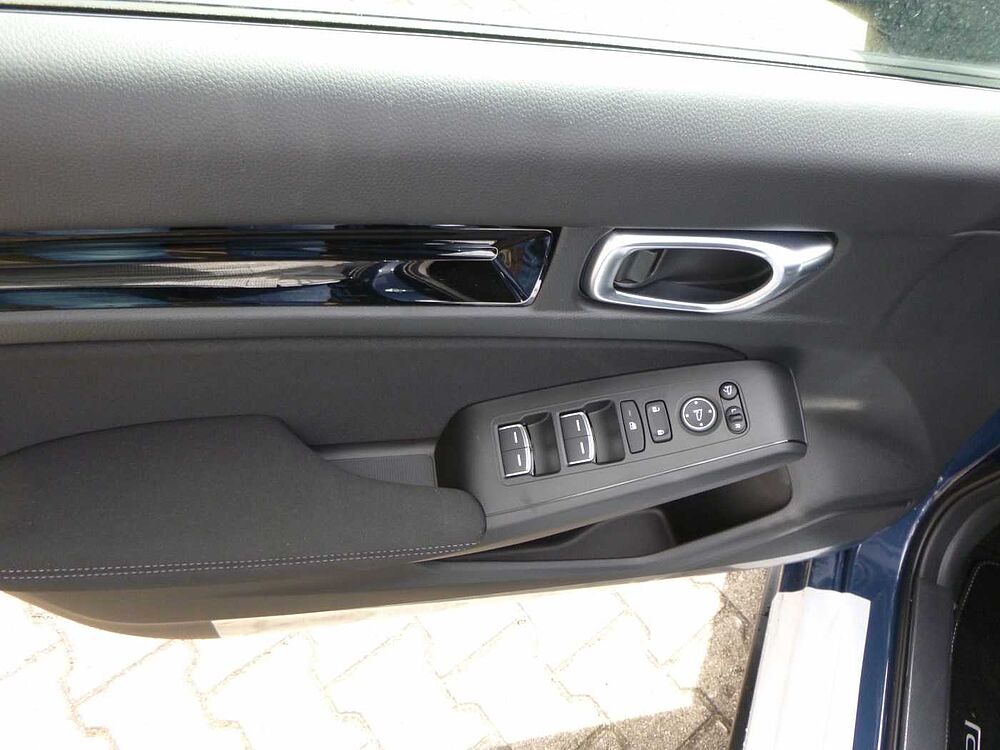 Honda Civic e: HEV 2.0 i-MMD Hybrid (2026) Elegance