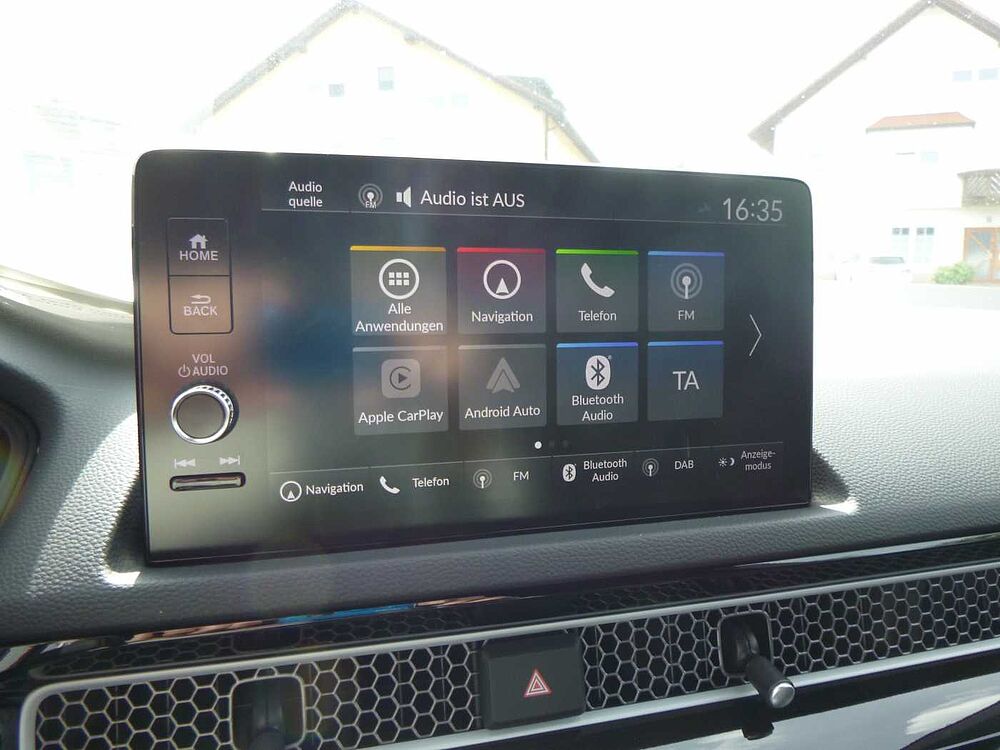 Honda Civic e: HEV 2.0 i-MMD Hybrid (2026) Elegance