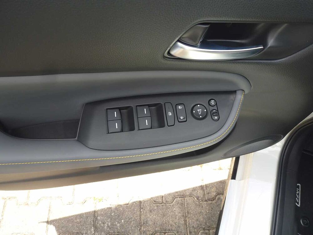 Honda Jazz Hybrid e: HEV 1.5 i-MMD Advance Sport