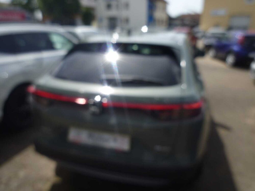 Honda HR-V Hybrid e: HEV 1.5 i-MMD Elegance