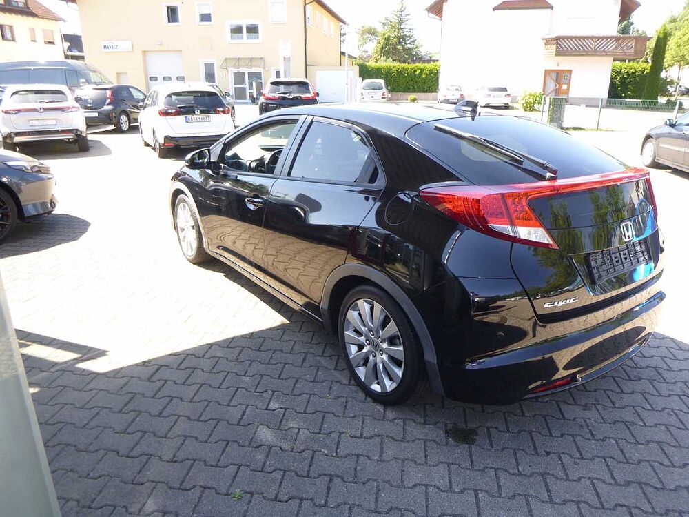 Honda Civic 1.8 i-VTEC Lifestyle