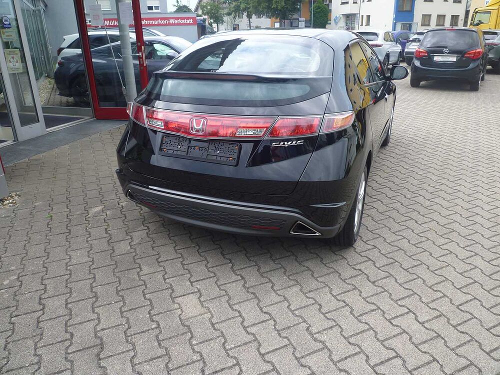 Honda Civic Fließheck 5-Türer 1.8i-VTEC Comfort
