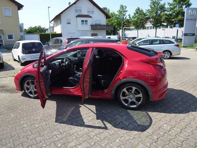 Honda Civic 1.8 i-VTEC Lifestyle + Sound