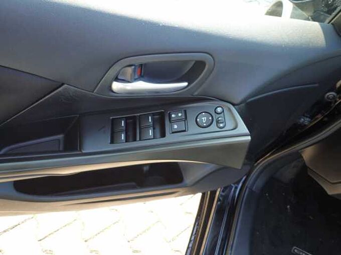 Honda Civic 1.8 i-VTEC Elegance + Standheizung usw.