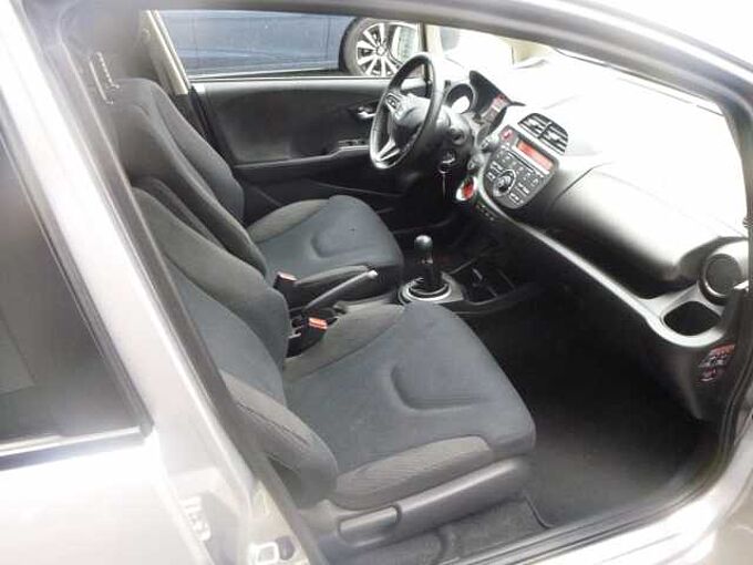 Honda Jazz 1.4 i-VTEC Comfort Plus