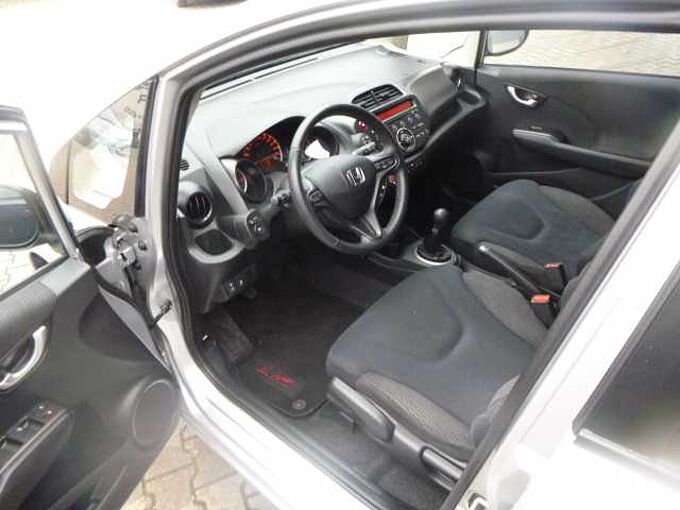 Honda Jazz 1.4 i-VTEC Comfort Plus