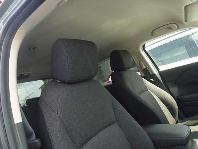 Honda HR-V Hybrid e:HEV 1.5 i-MMD Elegance