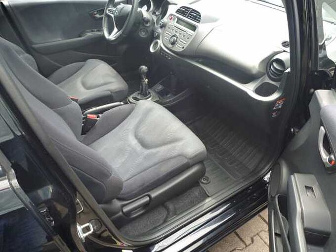 Honda Jazz 1.4 i-VTEC Elegance