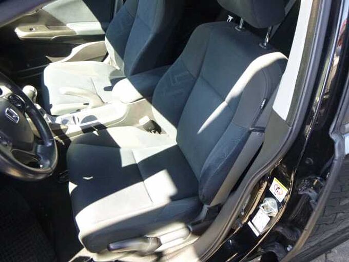 Honda Civic 1.8 i-VTEC Lifestyle