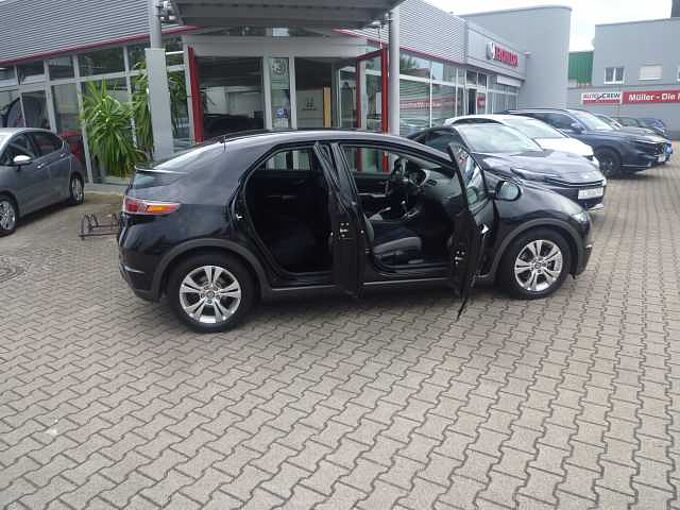Honda Civic Fließheck 5-Türer 1.8i-VTEC Comfort