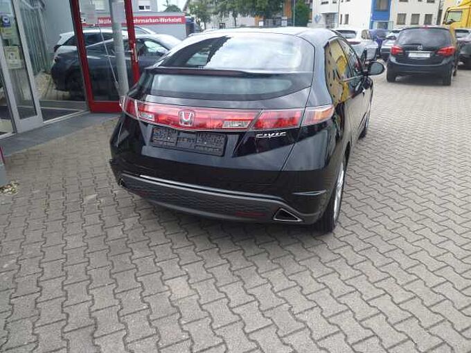 Honda Civic Fließheck 5-Türer 1.8i-VTEC Comfort