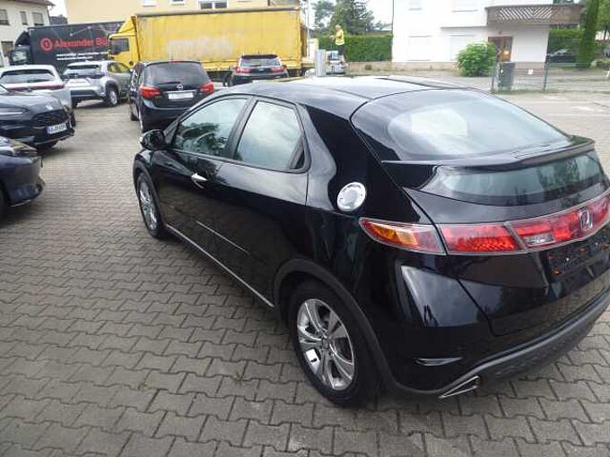 Honda Civic Fließheck 5-Türer 1.8i-VTEC Comfort