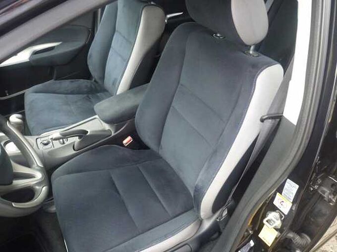 Honda Civic Fließheck 5-Türer 1.8i-VTEC Comfort